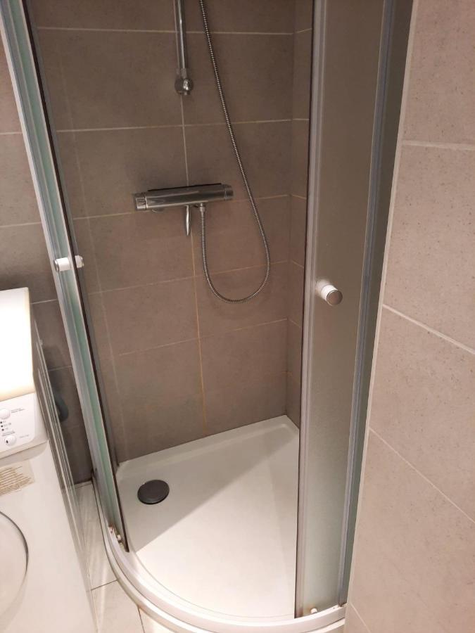 Appartement Moderne De 94 M² 2 Ch. Sur La Digue Nieuwpoort Luaran gambar